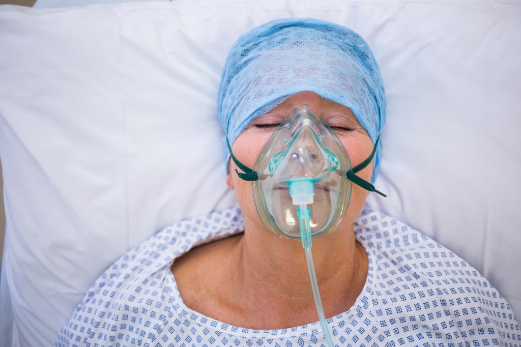 Hypoxic patient gasps “I can’t breathe” while two RNs fail to realize oxygen isn’t&nbsp;connected